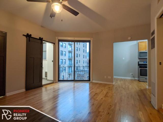 1 bedroom, Chicago IL 60613 101997698