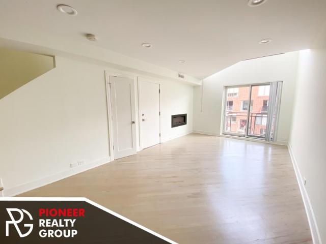 1 bedroom, Chicago IL 60613 104989550