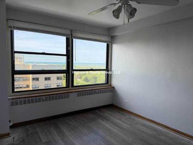 1 bedroom, Chicago IL 60613 105286715