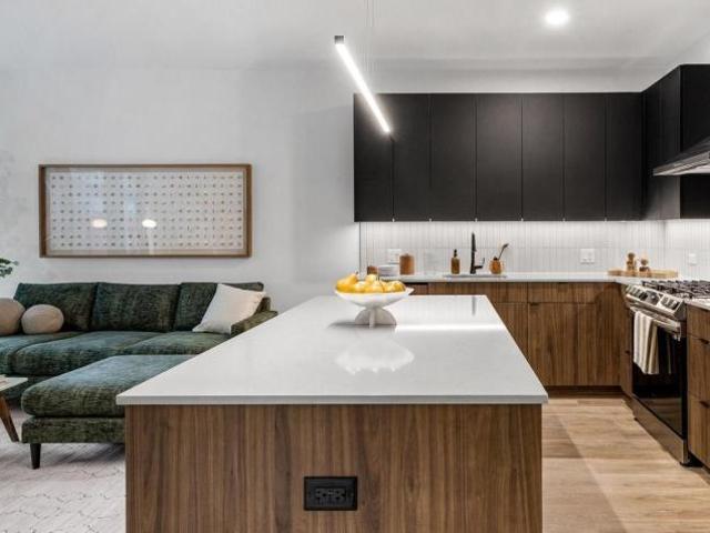 1 bedroom, Chicago IL 60611 105844906
