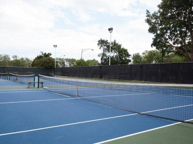 1 bedroom, Chicago IL 60616 105834793