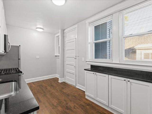 1 bedroom, Chicago IL 60618 104603772