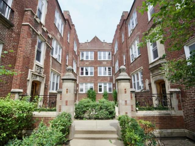 1 bedroom, Chicago IL 60618 104945596