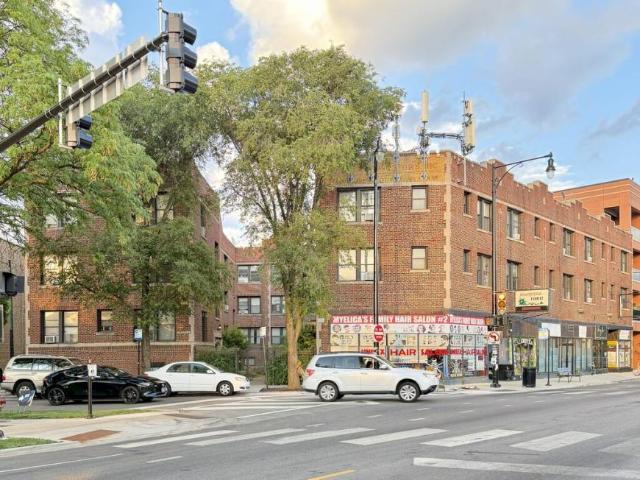 1 bedroom, Chicago IL 60618 105827002