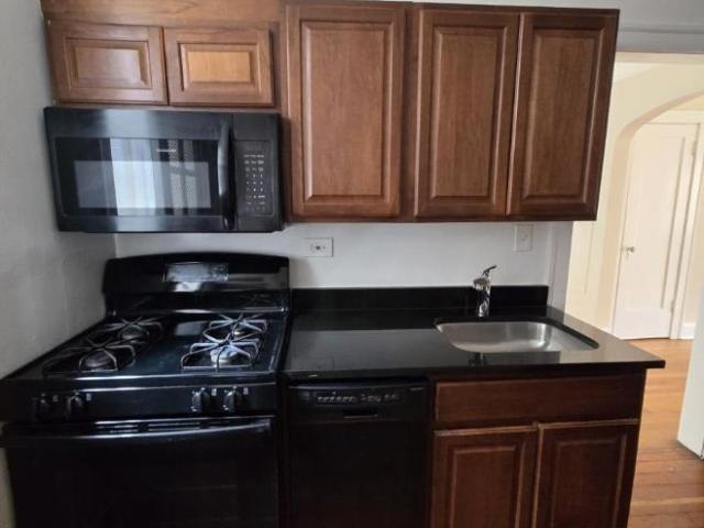 1 bedroom, Chicago IL 60626 105921064
