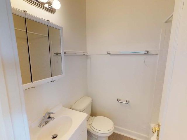 1 bedroom, Chicago IL 60637 105228733