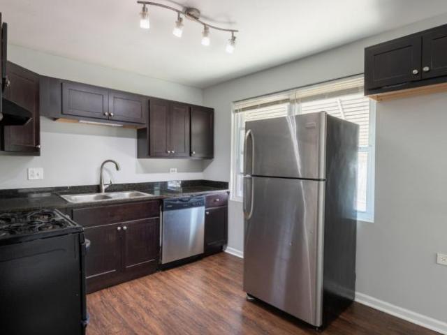 1 bedroom, Chicago IL 60634 104824929