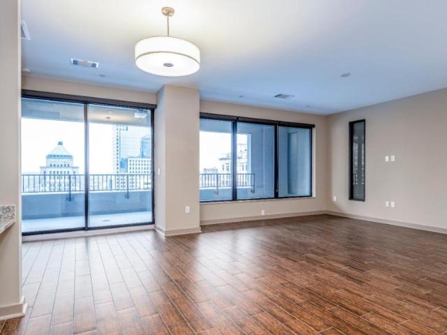 1 bedroom, Cincinnati OH 45202 LS105389982