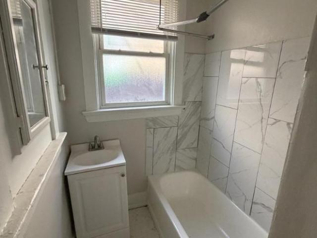 1 bedroom, Cincinnati OH 45212 106114400