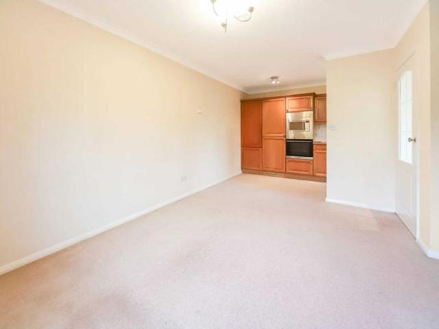 1 bedroom cluster house to rent