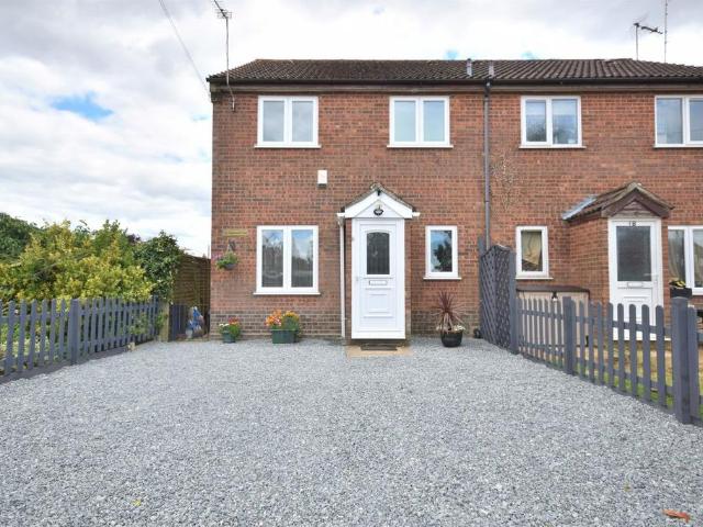 1 bedroom cluster house to rent