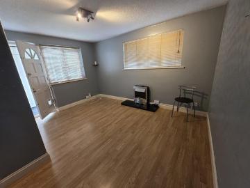 1 bedroom cluster house to rent