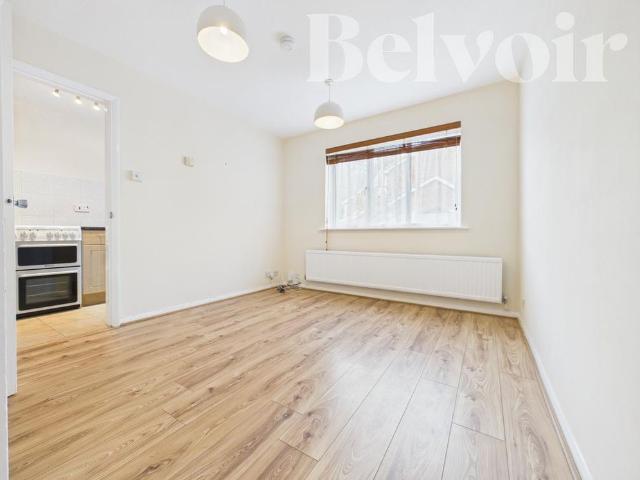 1 bedroom cluster house to rent