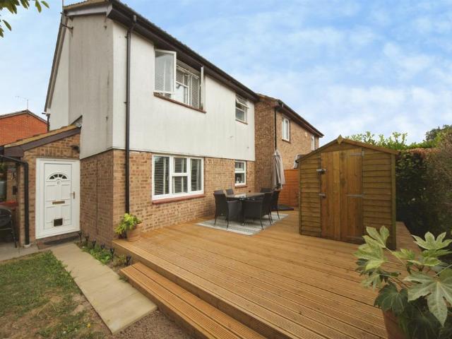 1 bedroom cluster house for sale