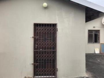 House to rent in Croftdene - Parking