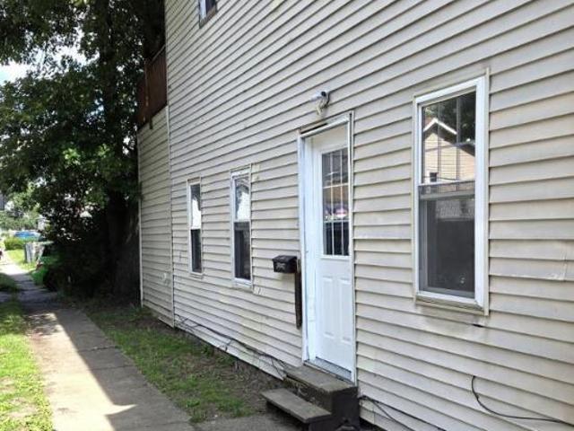 1 bedroom, Cleveland OH 44109 105898158