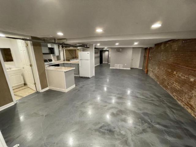 1 bedroom, Cleveland OH 44102 105844390