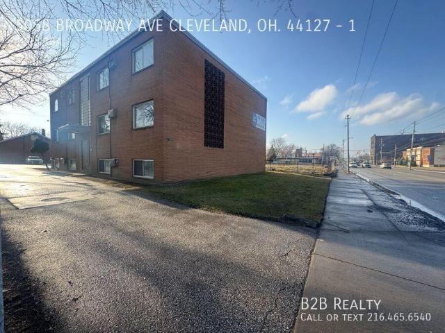 1 bedroom, Cleveland OH 44127 104611417