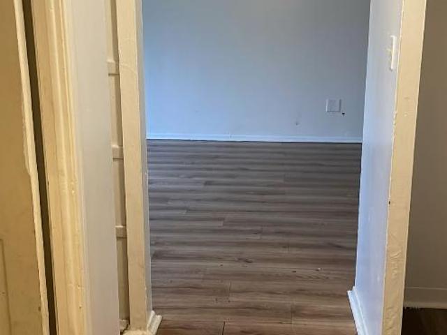 1 bedroom, Cleveland OH 44120 105847862