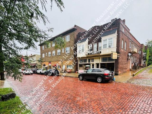 1 bedroom, Cleveland Heights OH 44106 105673428