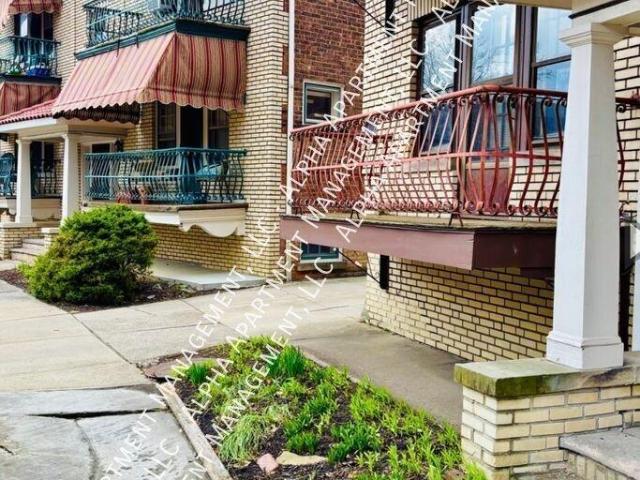 1 bedroom, Cleveland Heights OH 44118 105673402