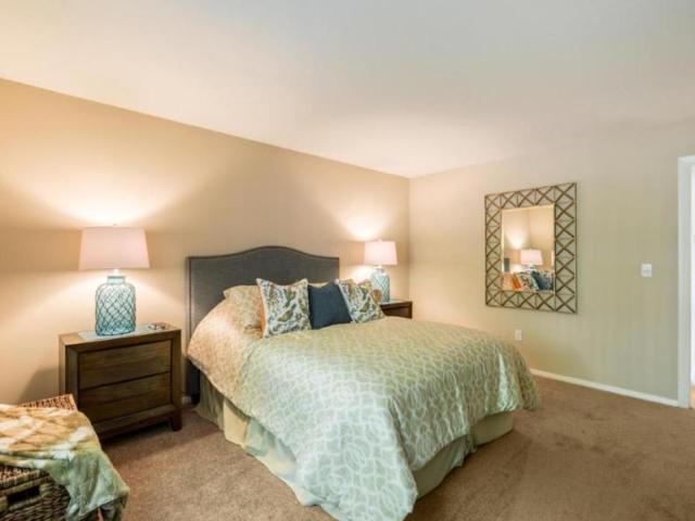 1 bedroom, Cranston RI 02910 105145752