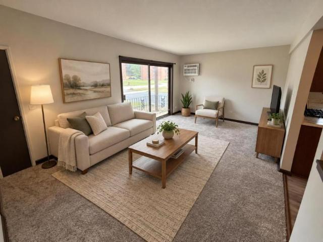 1 bedroom, Crestwood IL 60445 105848774