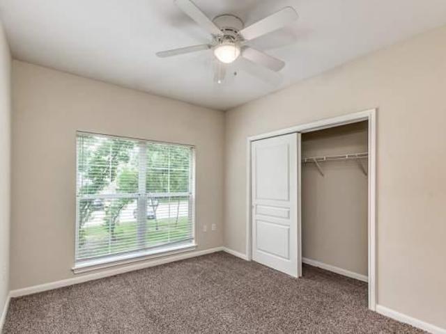 1 bedroom, Cypress TX 77429 105851884