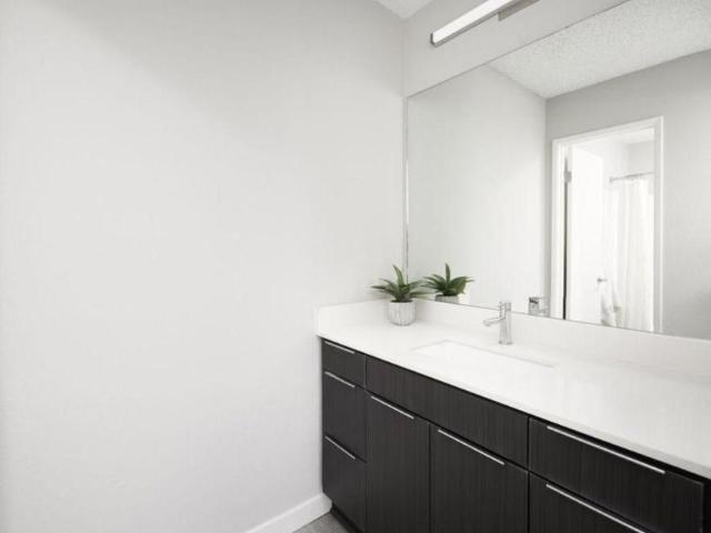 1 bedroom, Anaheim CA 92807 104996938