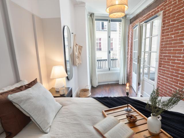 1 bedroom and balcony in Les Halles