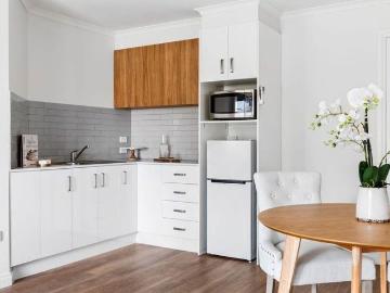 1 Bedroom and Study Serviced Apartment