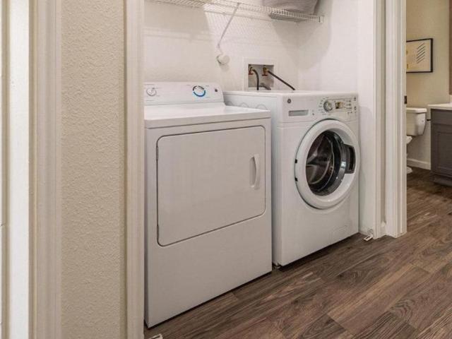1 bedroom, Albuquerque NM 87114 105777010