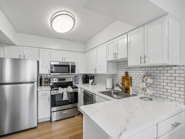 1 bedroom, Alexandria VA 22302 105964979