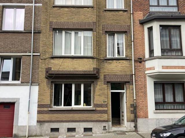 1 bedroom apartement + big garden and atelier