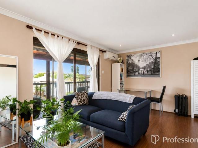 1 Bedroom Apartment Maylands WA 105986614