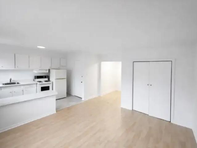1 Bedroom Apartment Montreal QC 103568927
