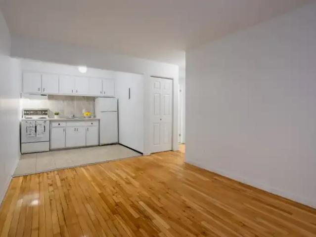 1 Bedroom Apartment Montreal QC 105377623