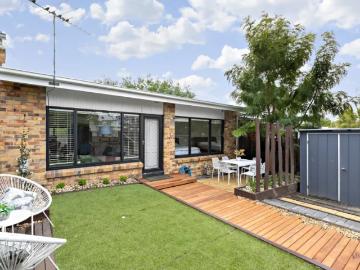 1 Bedroom Apartment Mordialloc VIC 102432395