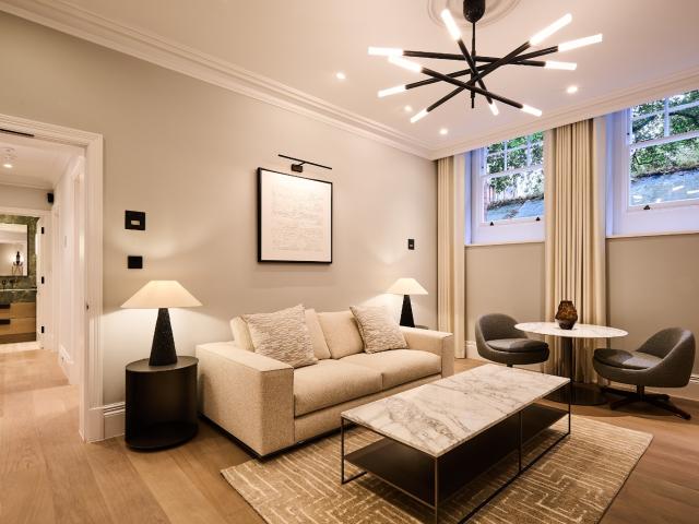 1 Bedroom Apartment, Mount Street, Mayfair, London, W1K