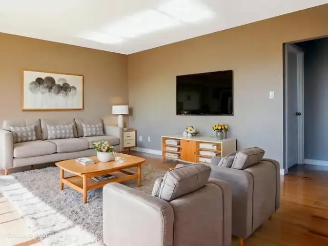 1 Bedroom Apartment New Westminster BC LS96586142