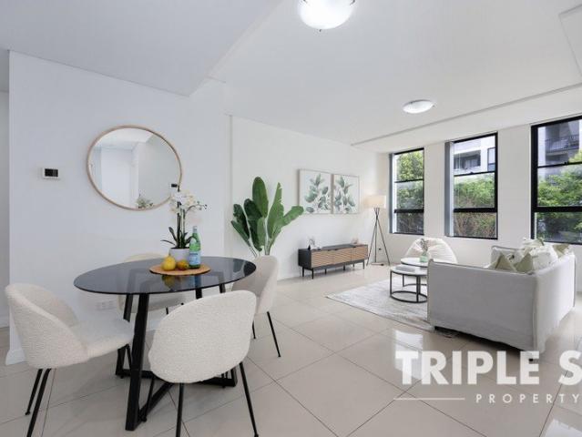 1 Bedroom Apartment | North Aspect | Peaceful Leafy Outlook