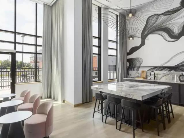 1 Bedroom Apartment Ottawa ON 103770396
