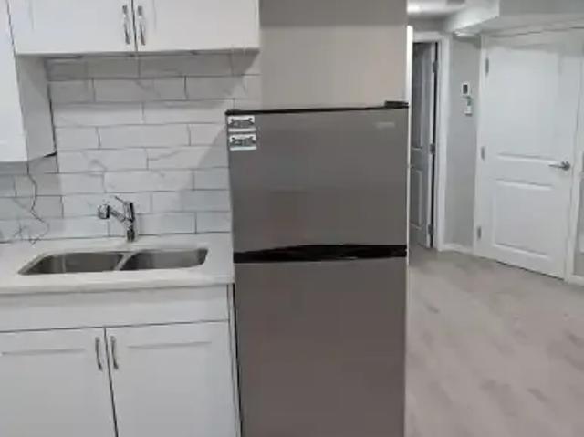 1 Bedroom Apartment Airdrie AB 104179460