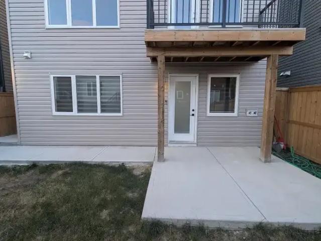 1 Bedroom Apartment Airdrie AB 106181180