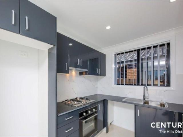 1 Bedroom Apartment Airds, NSW 105572421