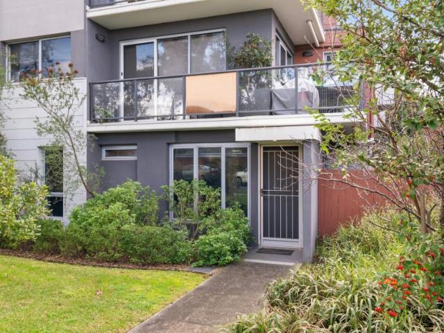 1 Bedroom Apartment Bayswater VIC 102859201