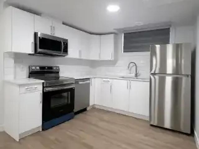 1 Bedroom Apartment Beaumont AB 104181558