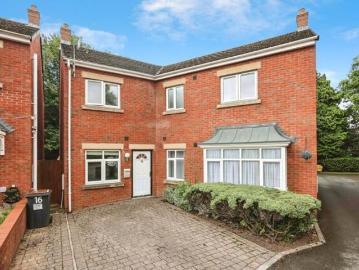 1 Bedroom Apartment Birmingham Birmingham LS100342964