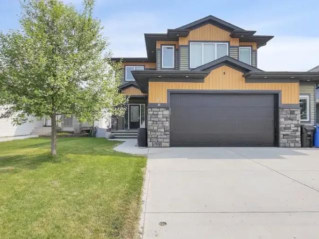 1 Bedroom Apartment Blackfalds AB 106004724