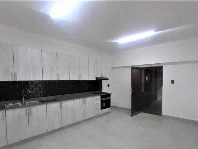 1 Bedroom Apartment Block To Let in Arena Park